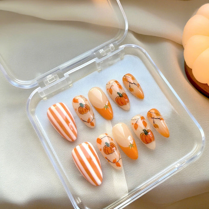 Artificial Nail Set with Autumn Pumpkin and Leaf Designs Kalsten