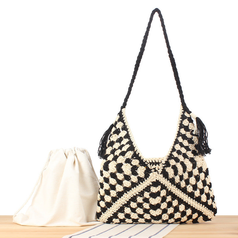 Handcrafted macramé shoulder bag with unique pattern Kalsten