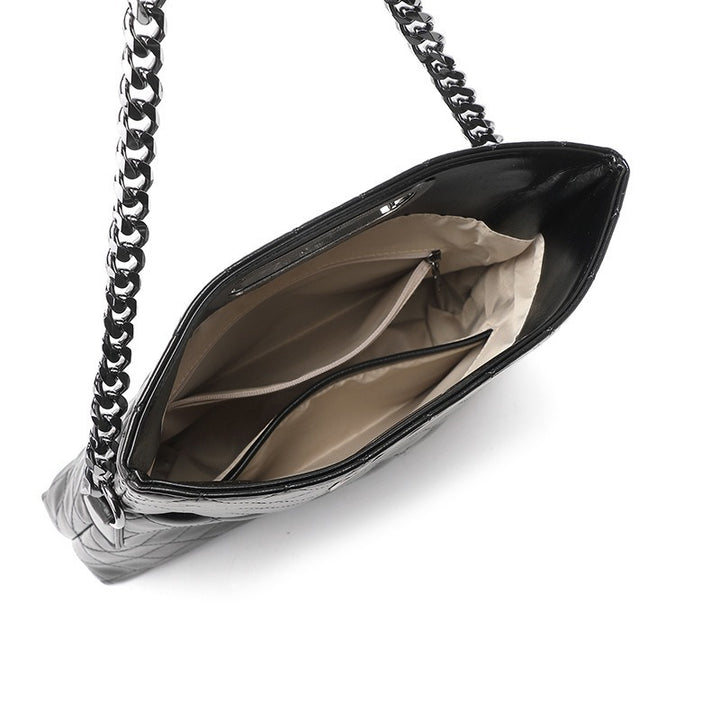 Elegant Quilted Chain Crossbody