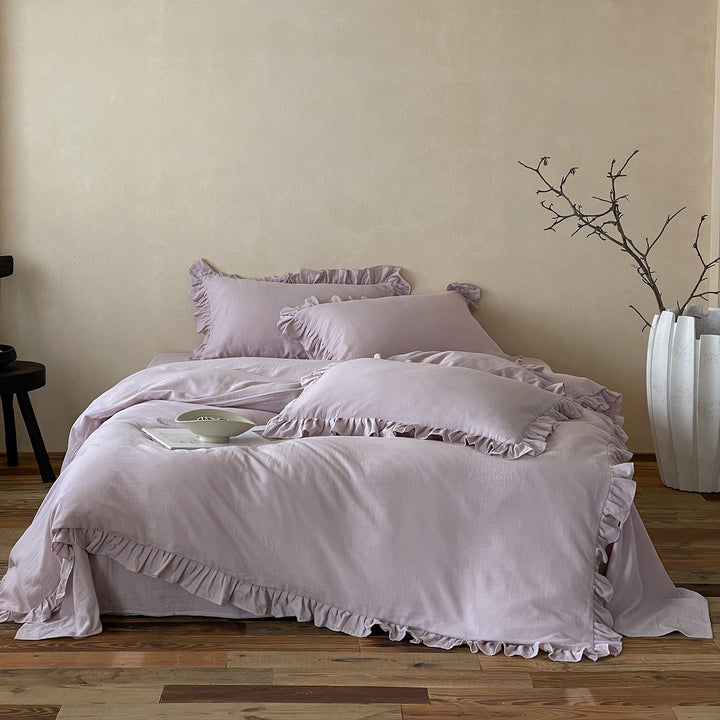 Elegant cotton bedding set with ruffle and soft percale finish