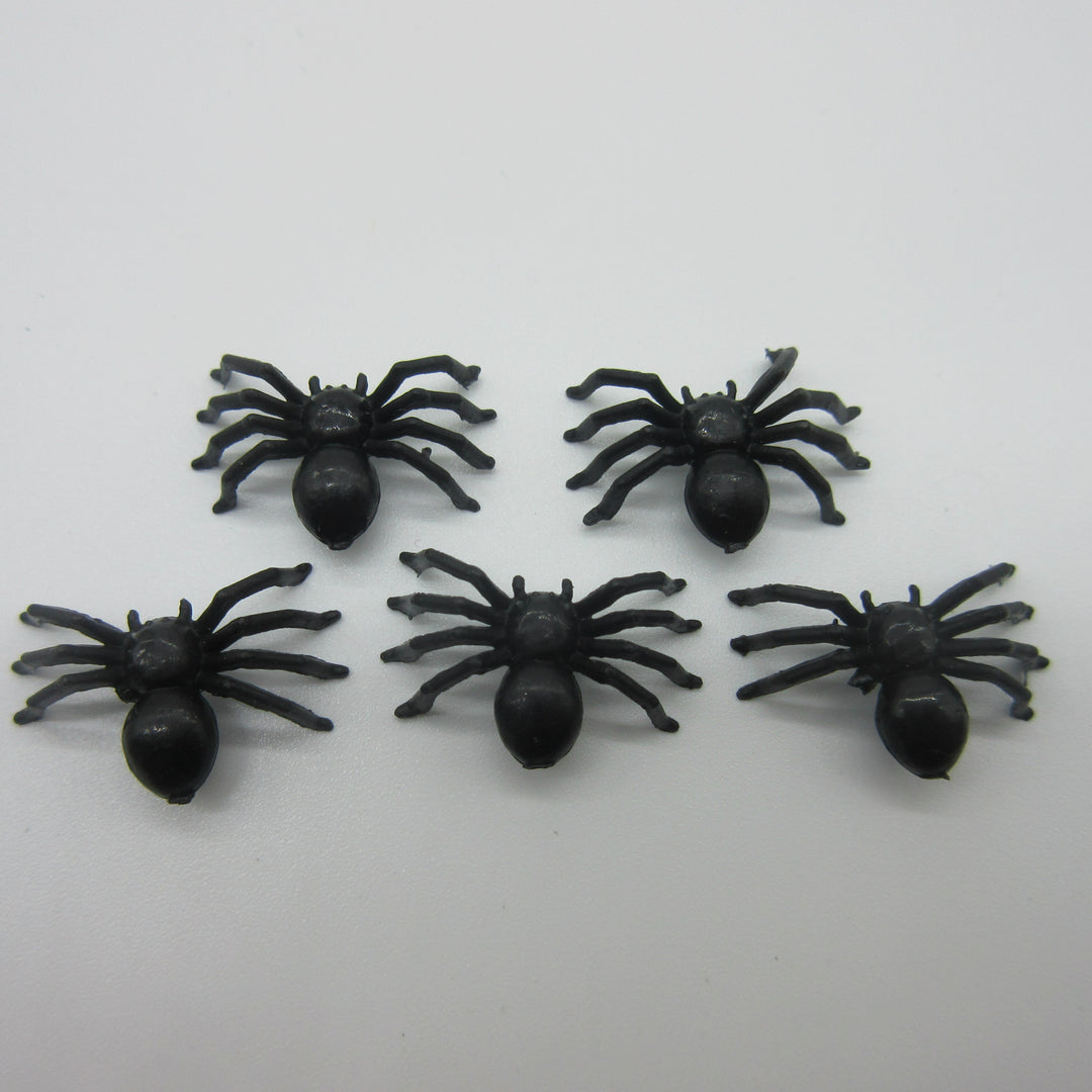 Realistic Creepy Crawly Spider Figurines Kalsten