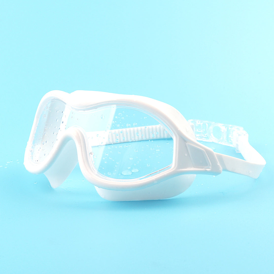 Powerful swim mask with wide lenses and anti-fog coating Kalsten