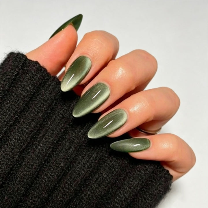 High-quality artificial nails with elegant gradient color Kalsten