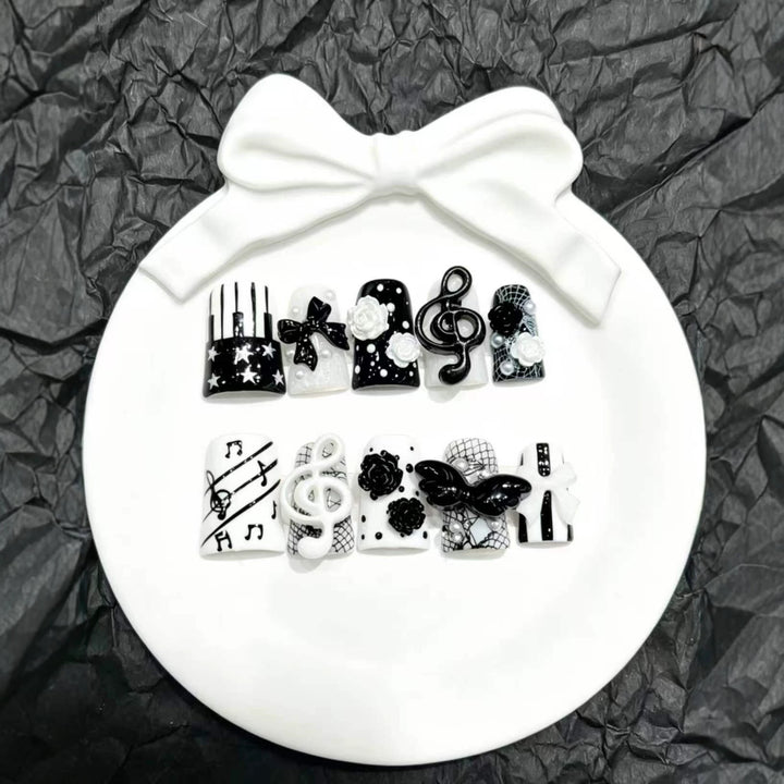 Artistic Musical Press-On Nail Art Set