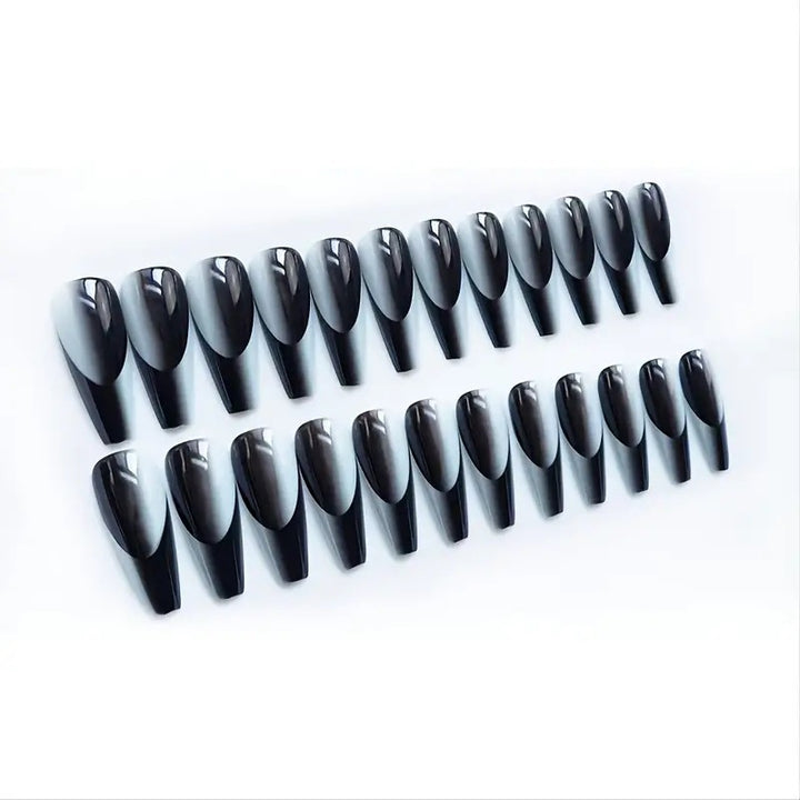 Stylish and creative artificial nails Kalsten