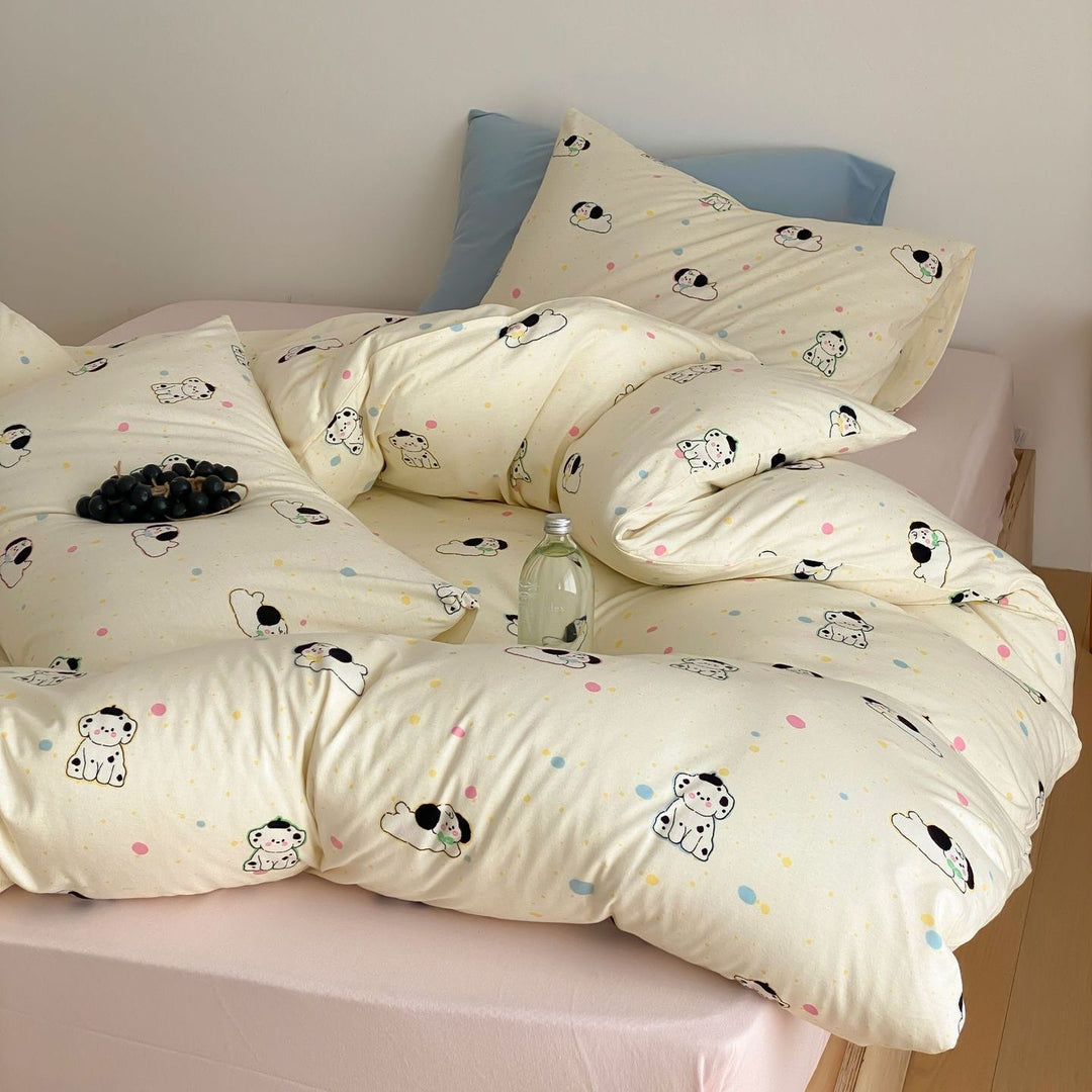 Bedding set made of cotton satin with a cute pastel motif