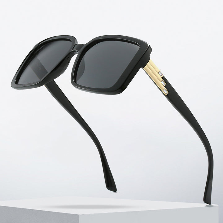 Women's fashionable square sunglasses with trendy details Kalsten