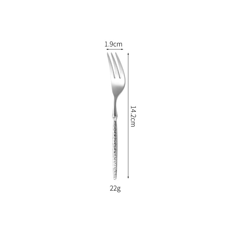 Elegant soup spoon with structured handle Kalsten