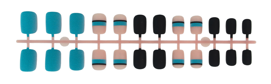Acrylic nail set with modern, geometric design Kalsten