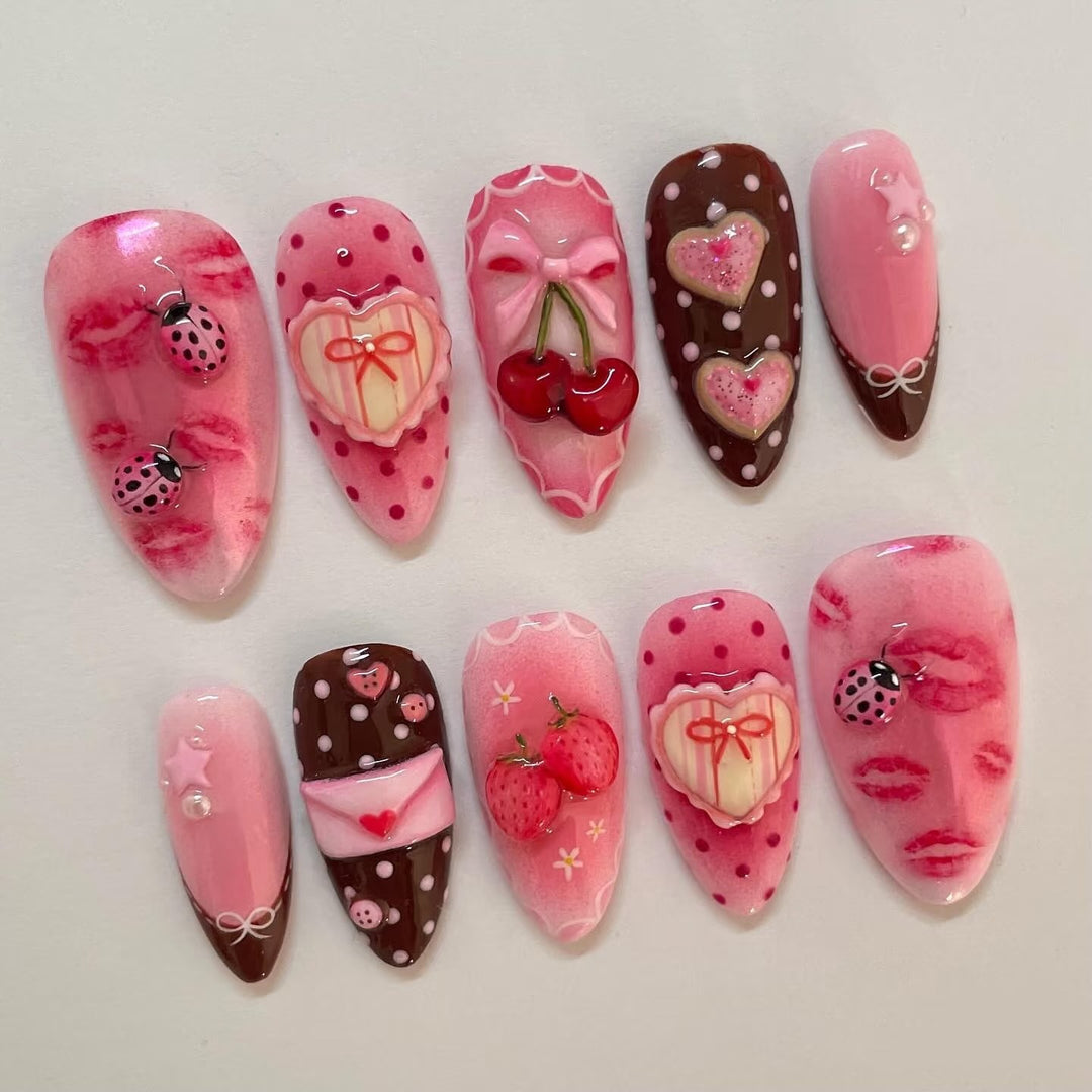 Artistic Floral and Star-Embellished Press-On Nail Set Kalsten