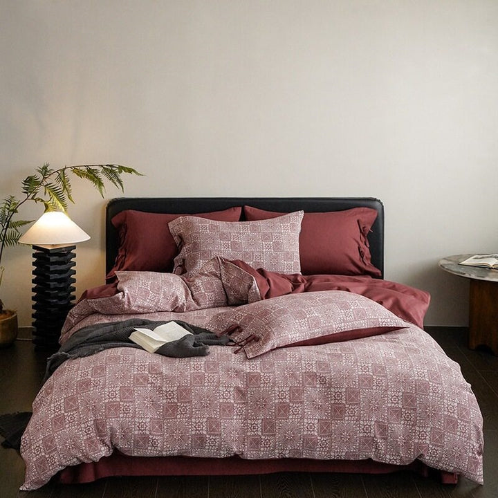 Bedding set made of breathable cotton satin with fine mosaic tile print and reversible function
