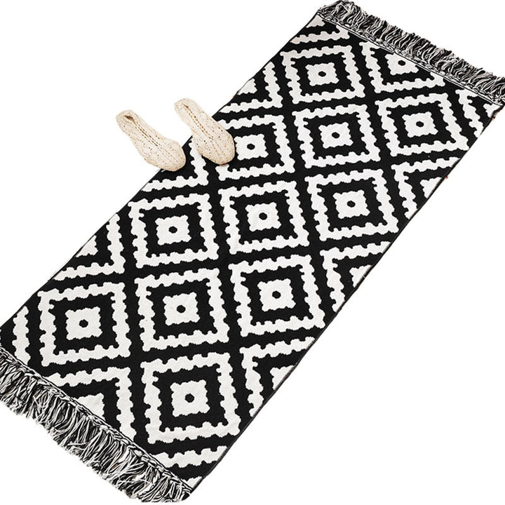 Decorative Fringe Area Rug Kalsten
