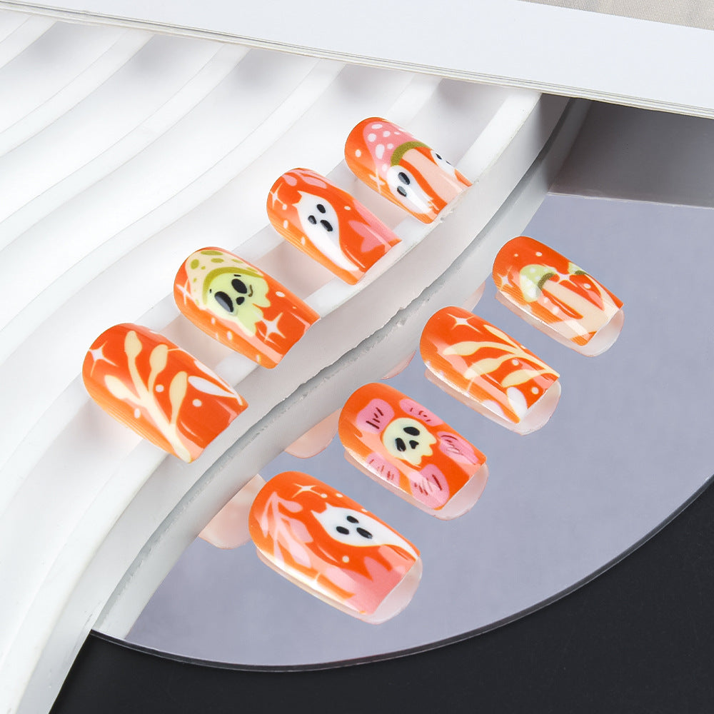 Creative Halloween-Themed Nail Art Kalsten
