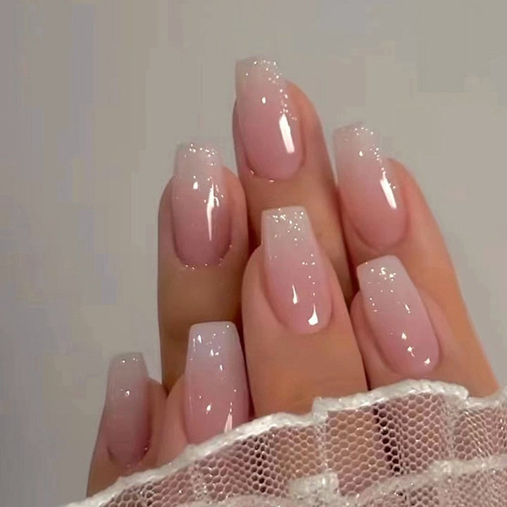 Festive Seasonal Nail Art Enhancements