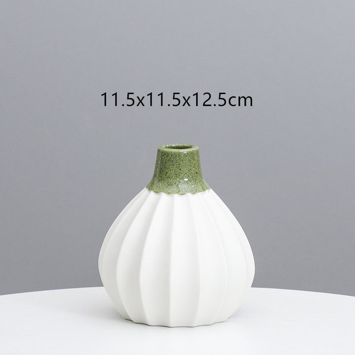 Artistic Curved Ceramic Vase Kalsten