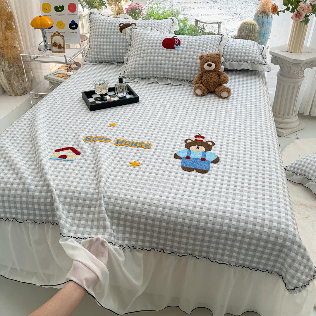 Women's cuddly blanket with playful panda motif and high-quality cotton surface Kalsten