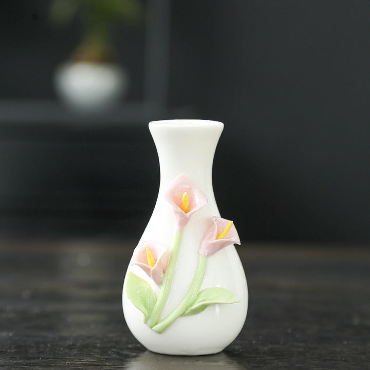 Elegant Floral Themed Ceramic Vase Kalsten