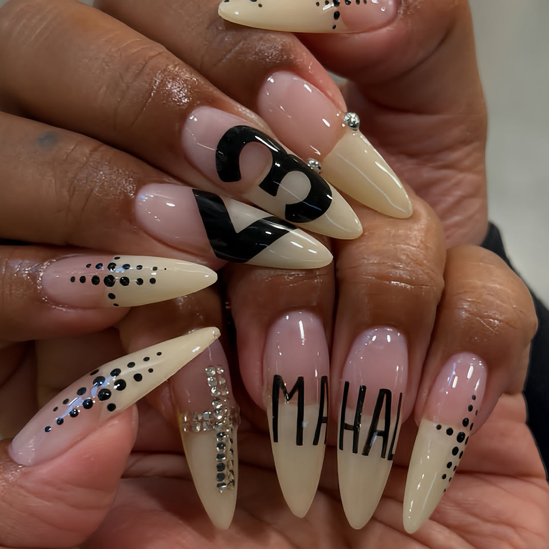 Elegant Artificial Nails with Fashionable Designs Kalsten