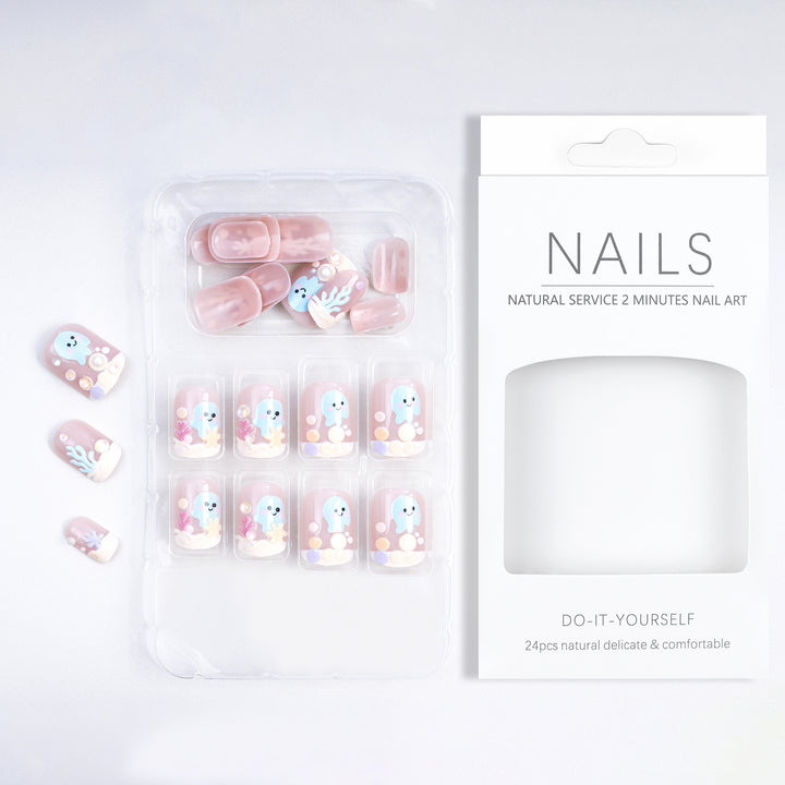 Creative nail art with marine motifs Kalsten
