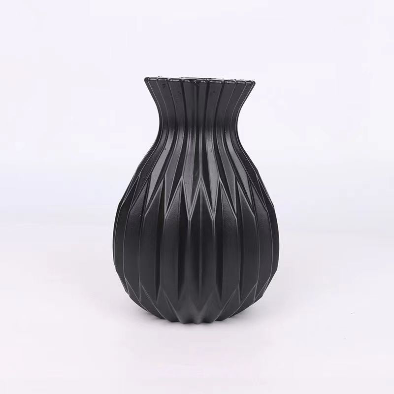 Modern Textured Decorative Vase Kalsten