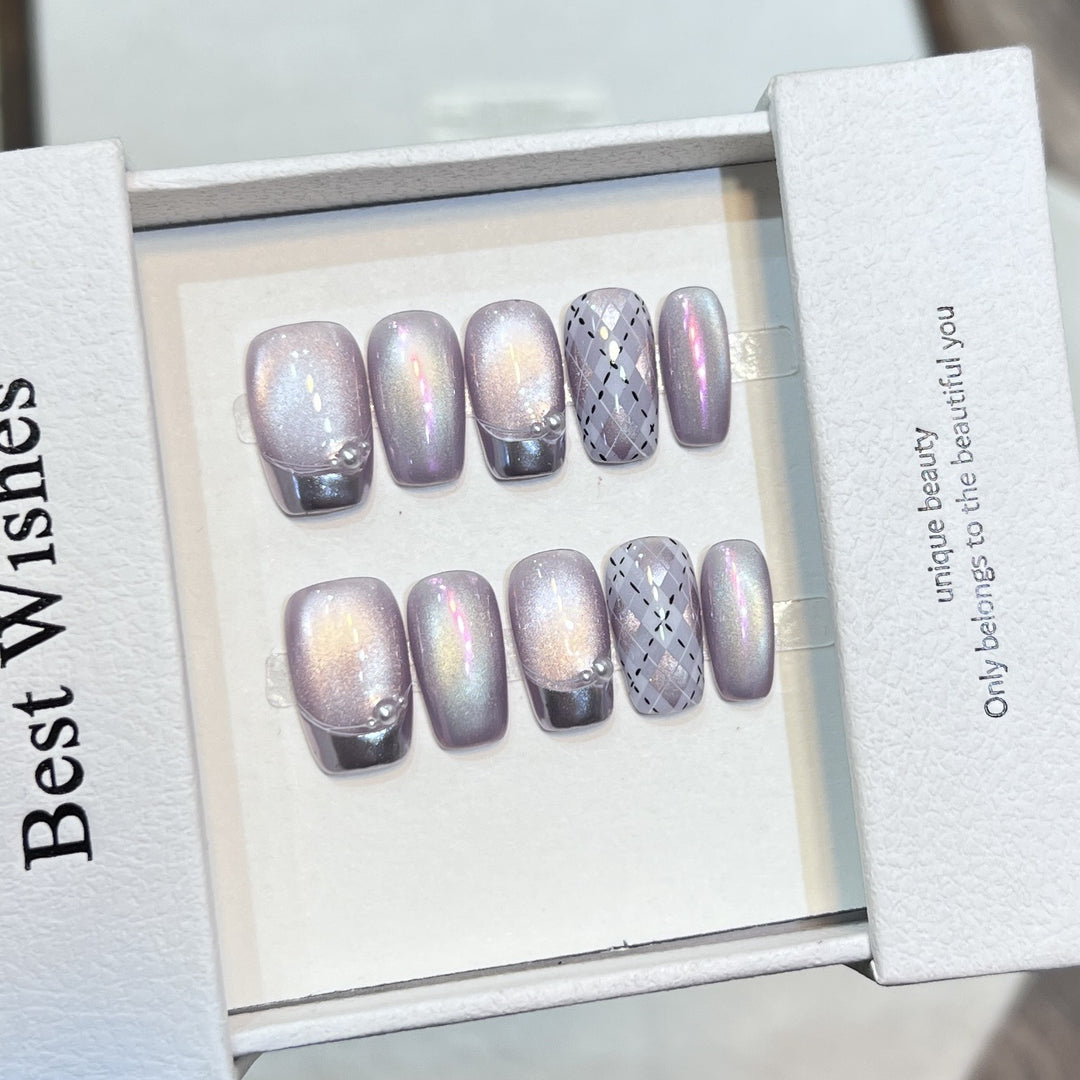 Elegant Press-On Nail Art Set with Iridescent Finish Kalsten