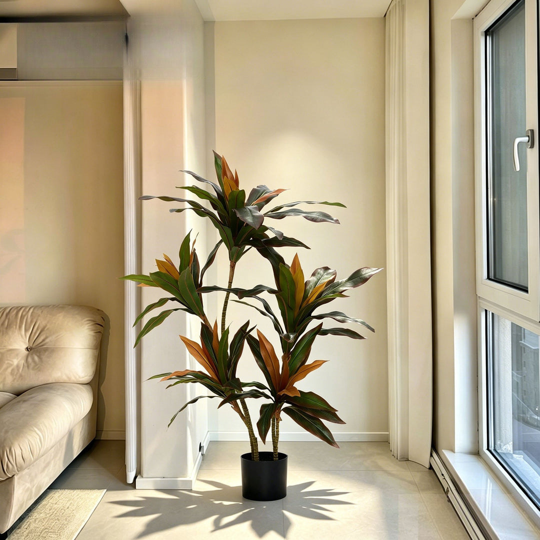 Lifelike Decorative Indoor Plant