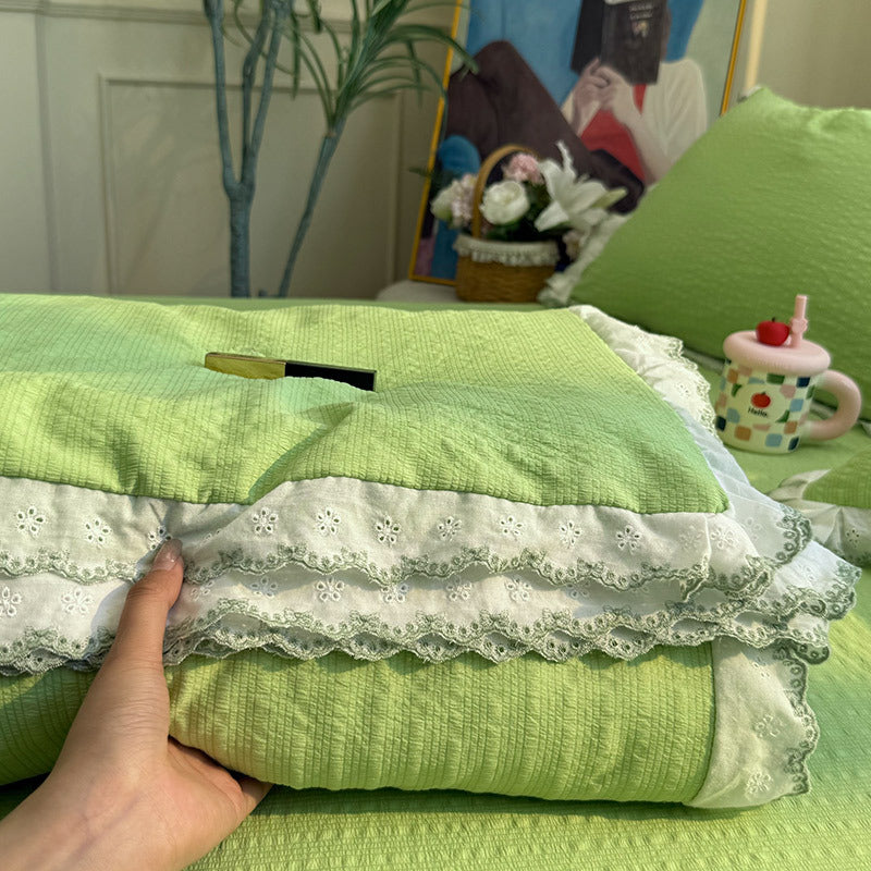 Women's bedspread with elegant lace embellishments and fine cotton surface Kalsten