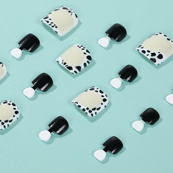 Stylish animal print artificial nails Kalsten