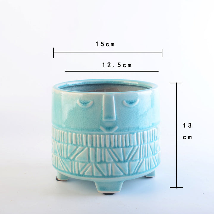 Decorative plant pot with facial features Kalsten