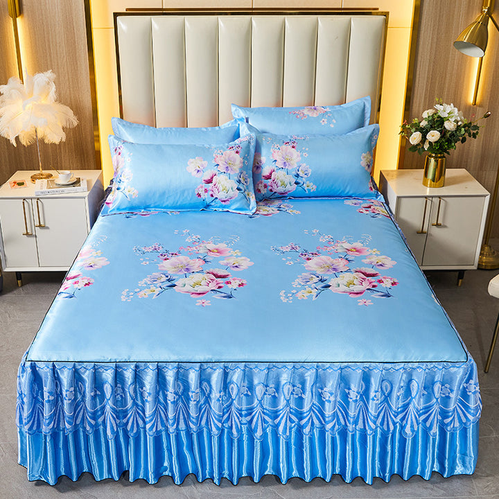 Ladies daybed cover with playful bear motif Kalsten