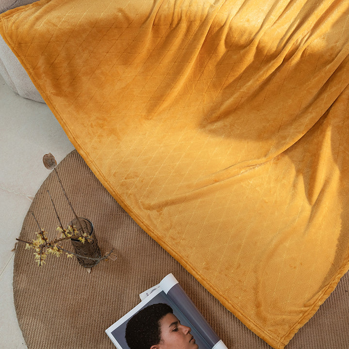 Ladies Soft and Luxurious Plush Blanket with Detailed Rib Structure Kalsten