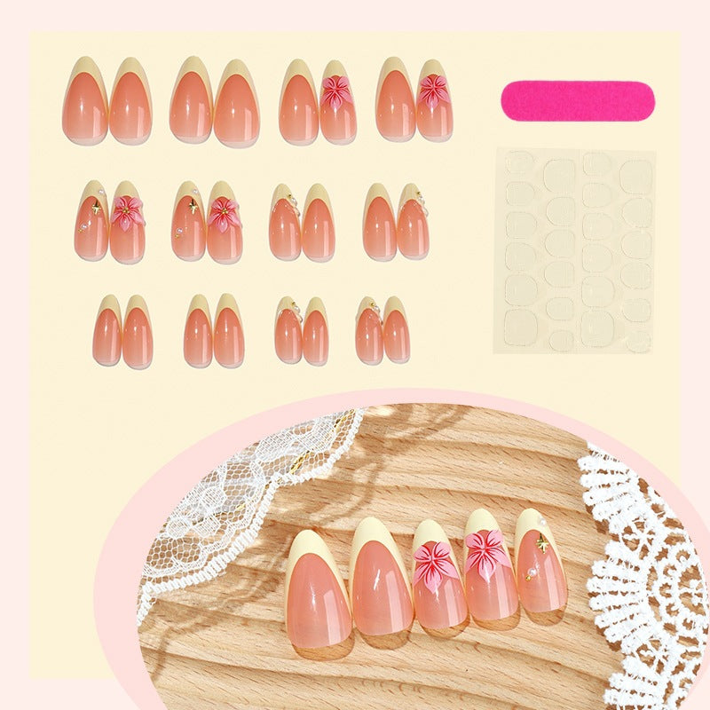 Artificial nail collection with floral accents and elegant embellishments Kalsten