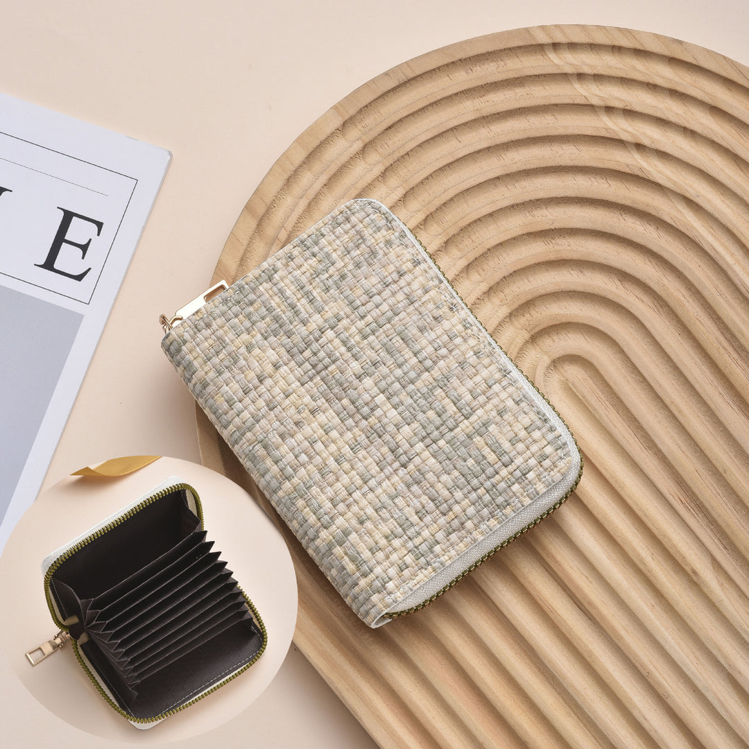 Stylish Multi-Functional Zip Wallet