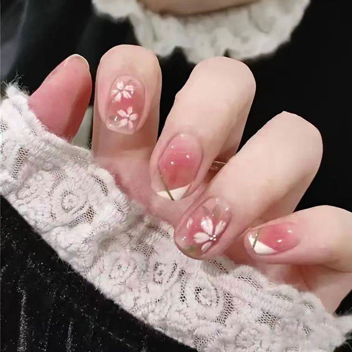 Artistic Floral Nail Art Design