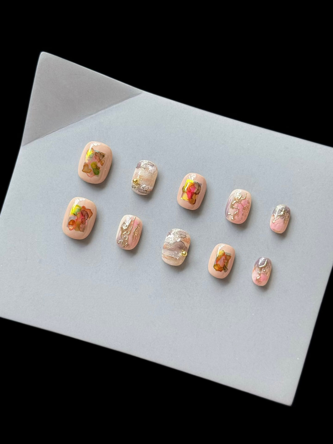 Artistic Floral Design Press-On Nail Set  1791774497