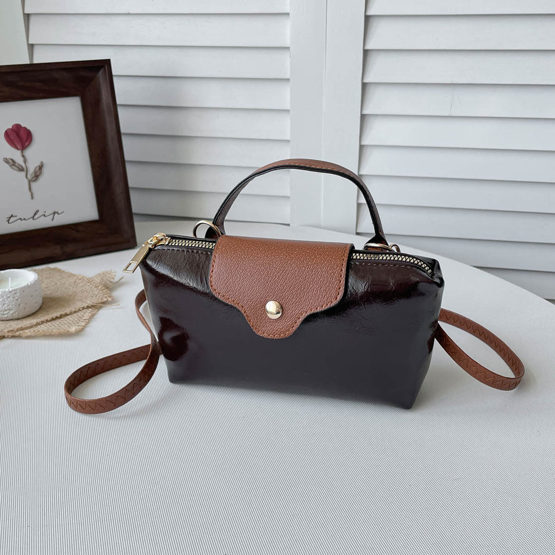Chic Leather Crossbody Bag