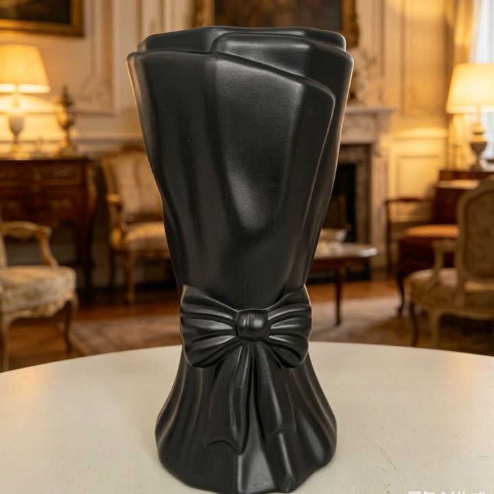 Decorative Elegant Bow-Shaped Flower Vase Kalsten