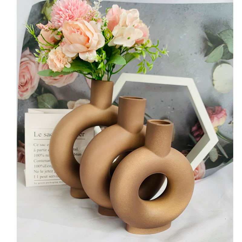 Modern Abstract Ceramic Flower Vase Kalsten