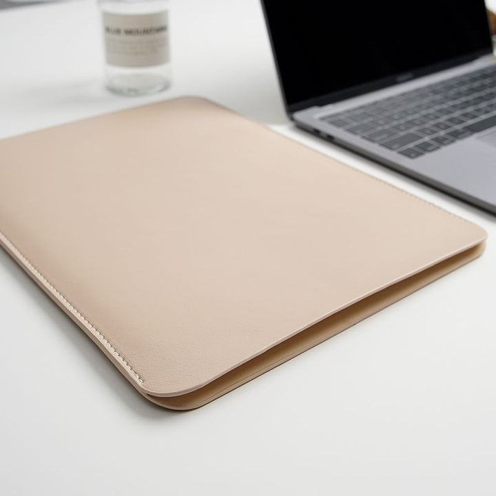 Sleek Leather Laptop Sleeve Kalsten
