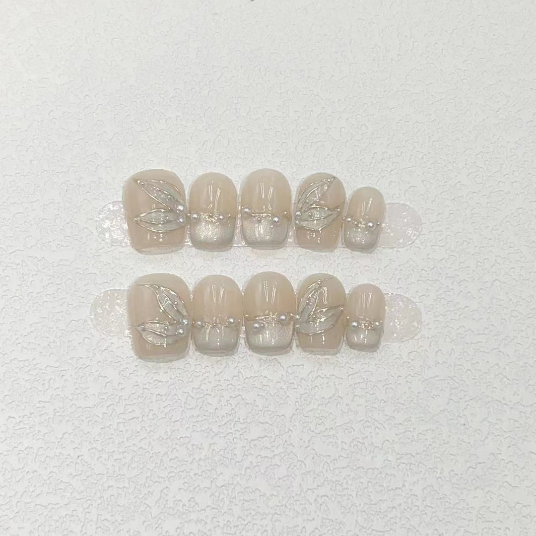 Floral Art Press-On Nail Set with Pearls Kalsten