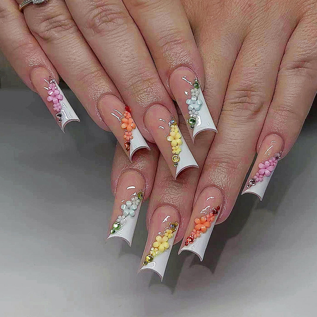 Elegant and creative artificial nails Kalsten