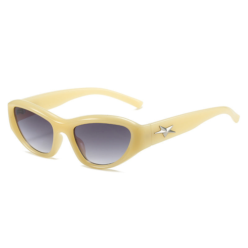 Retro-Inspired Cat-Eye Sunglasses Kalsten