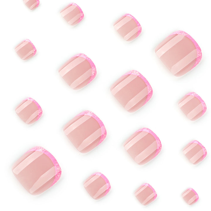 Artistic toenail art with glittering fringe Kalsten