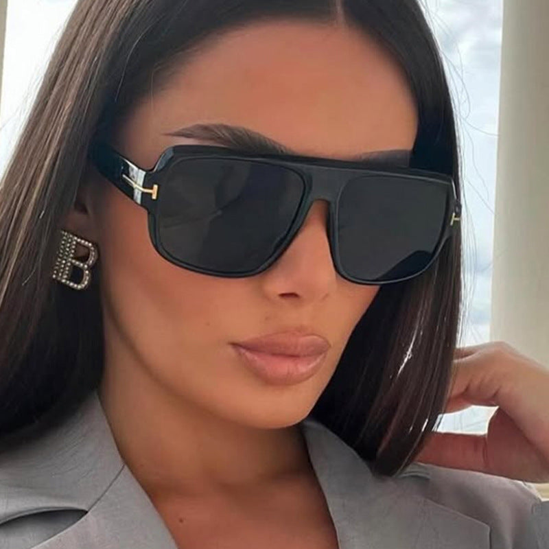 Women’s fashionable square sunglasses with trendy tortoiseshell pattern Kalsten