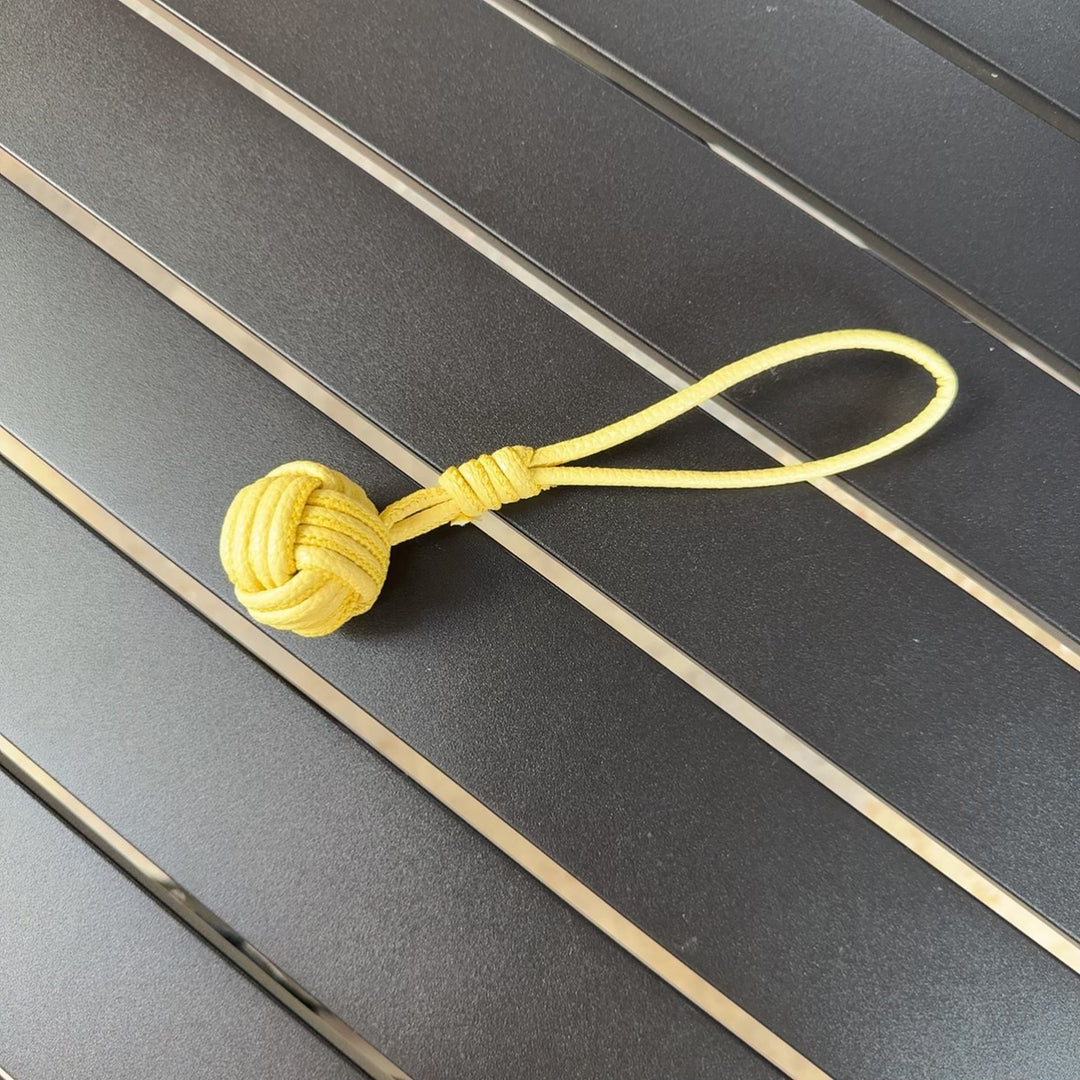 Multifunctional Knot Keychain Accessory Kalsten
