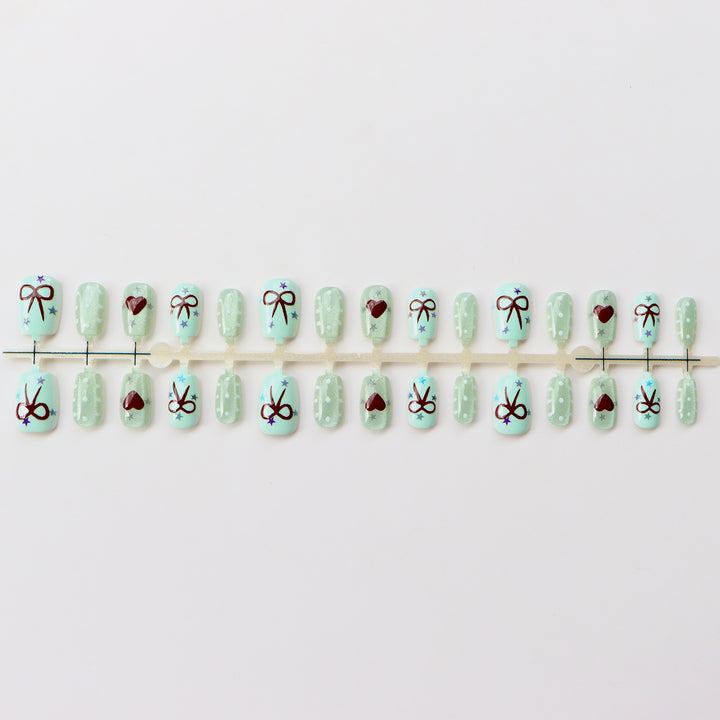 Decorative Nail Art Press-On Set with Bows and Hearts