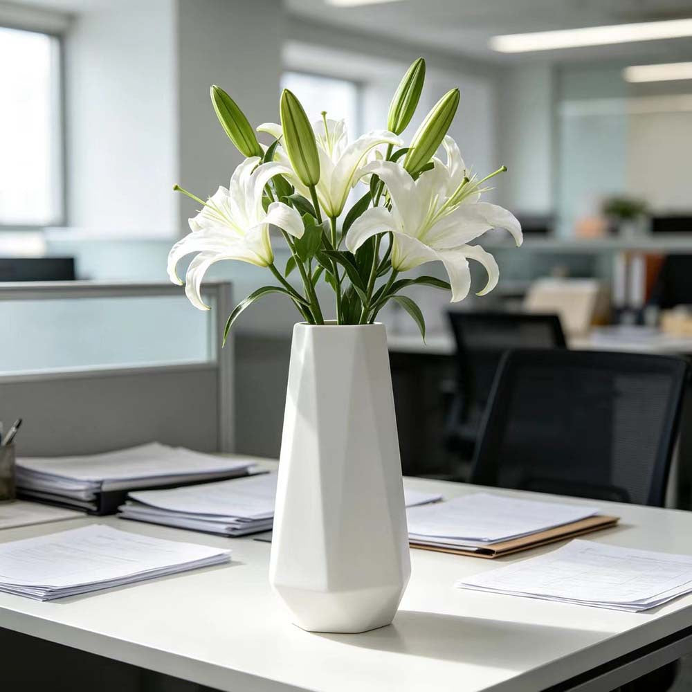 Modern Faceted Decorative Vase Kalsten