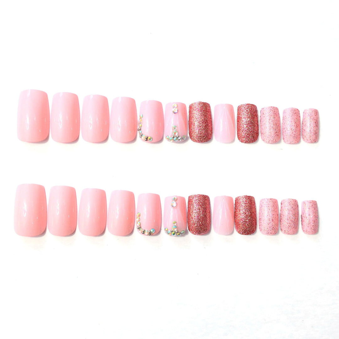 Decorative Glittery Nail Art Kalsten
