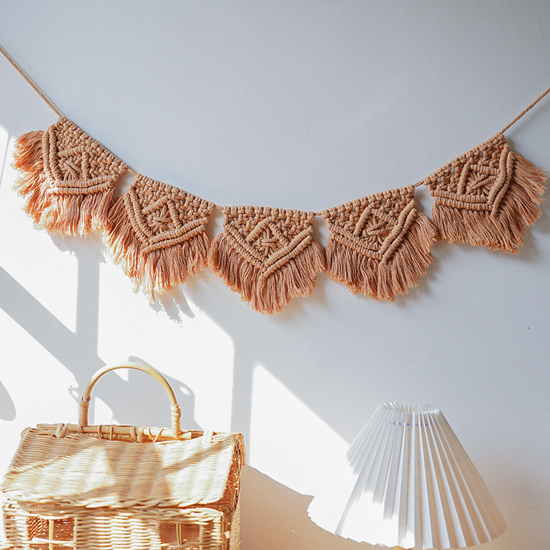 Decorative Macrame Banner Kalsten