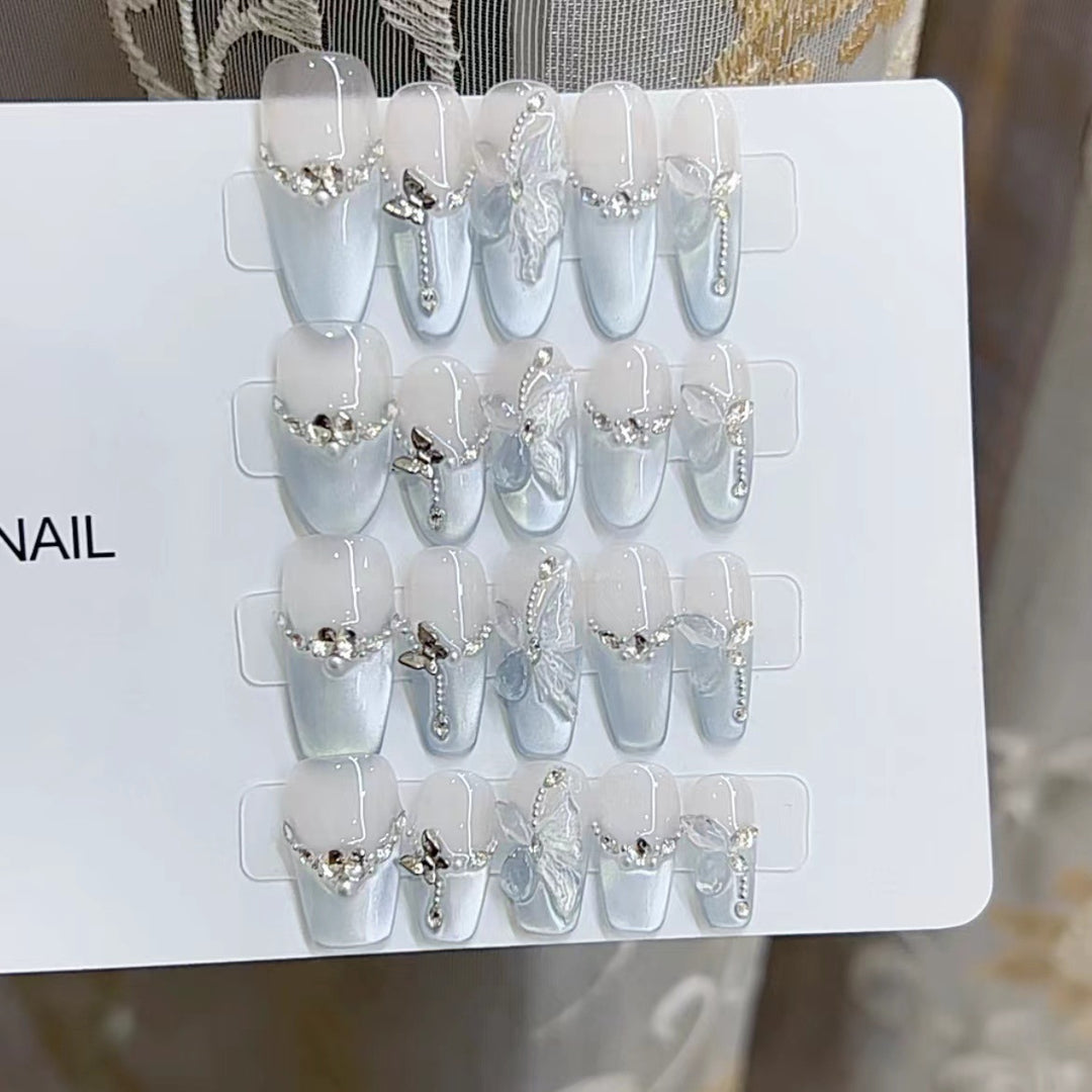 Elegant Press-On Nail Art Set with Detailed Embellishments Kalsten